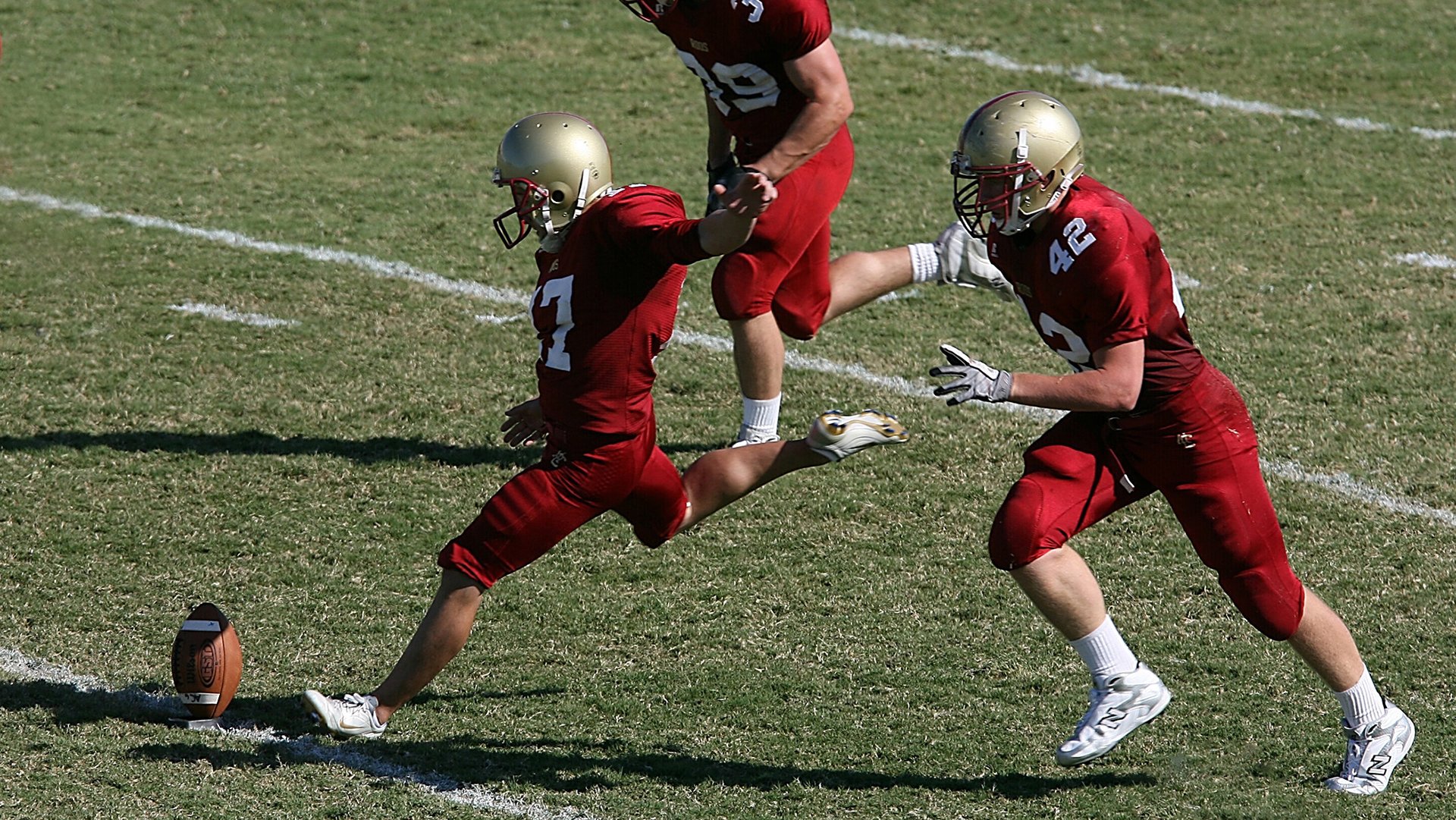 巴特尔为袋鼠队带来稳定防守，成为后防核心，nba巴特尔